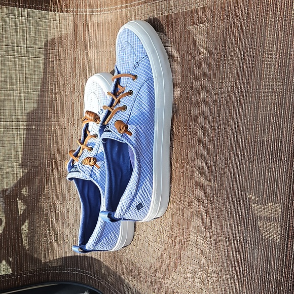 Sperry Light Blue Plaid Casual Boat Sneakers with Brown Laces, 9.5 - Picture 4 of 8